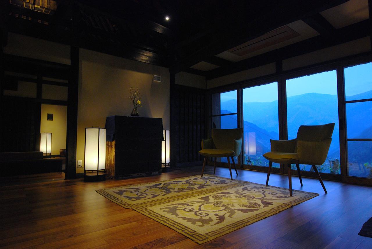 Tougenkyo Iya No Yamazato Villa Wakabayashi Екстериор снимка