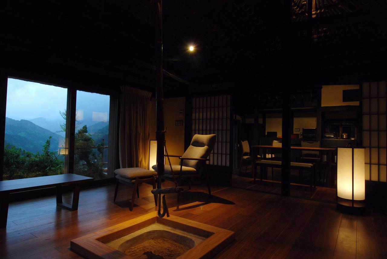 Tougenkyo Iya No Yamazato Villa Wakabayashi Екстериор снимка